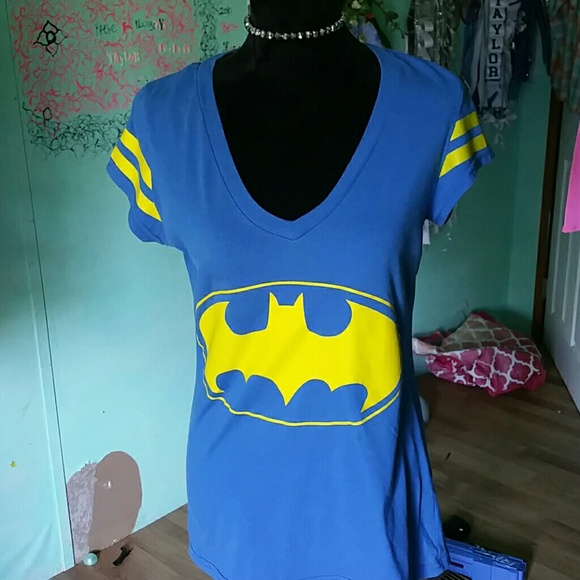 Batman Tops - $7 t-shirt sale ♤